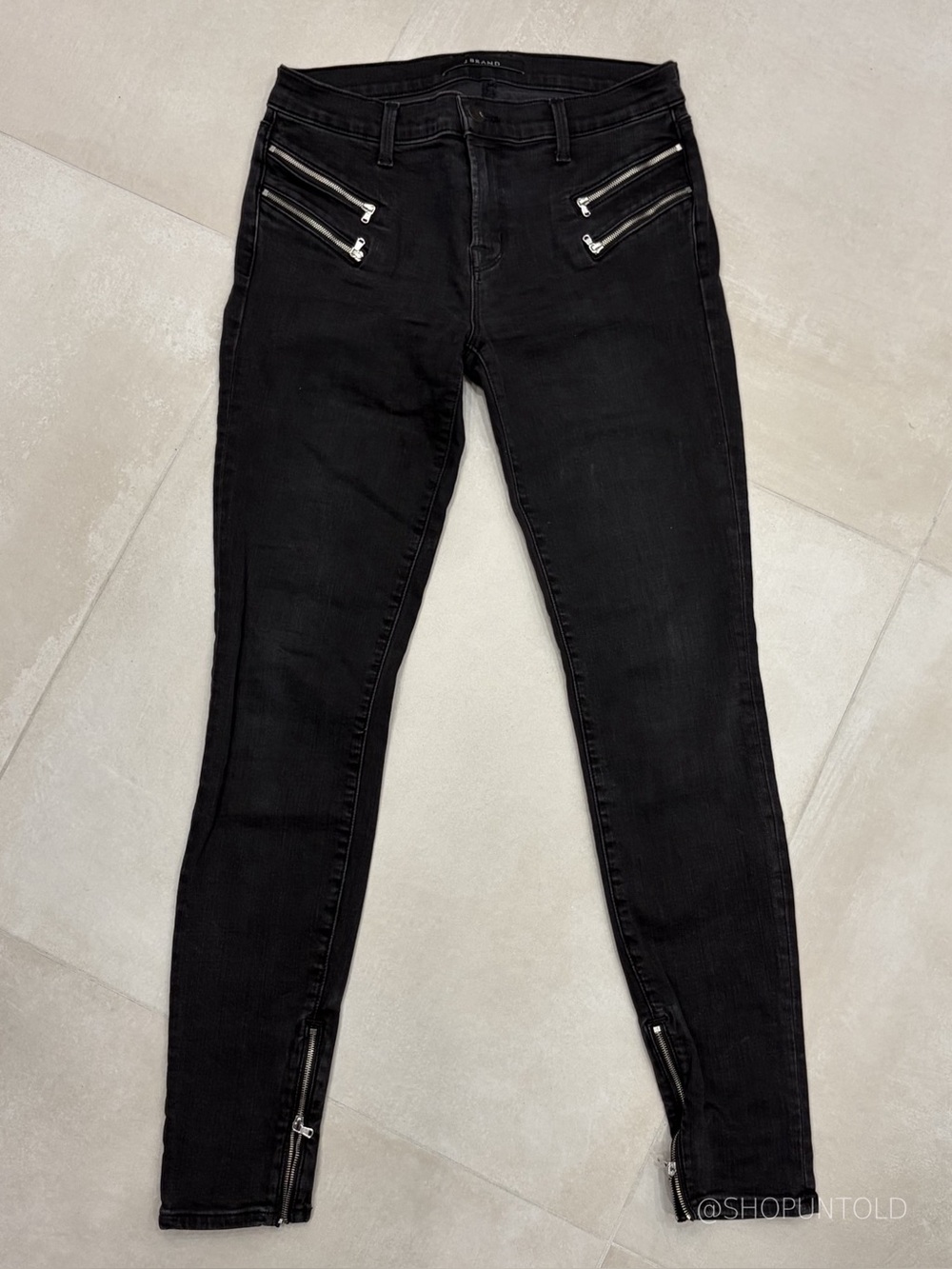 JBRAND — CASS SKINNY ZIP JEANS — BLACK